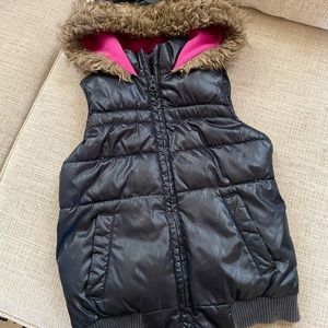 Old Navy Hooded Girl’s Vest M